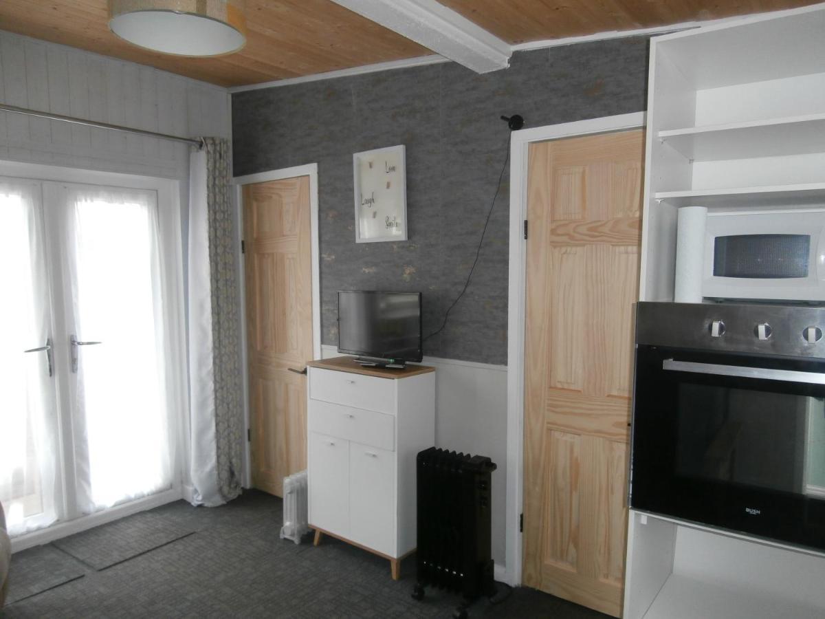 Lovely 2-Bed Chalet In Mablethorpe Exterior photo